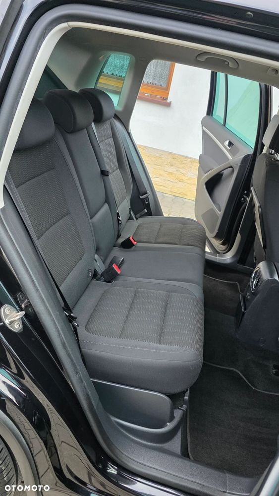 Volkswagen Tiguan 2.0 TDI SCR 4MOTION BlueMotion Technology DSG Track & Style - 22
