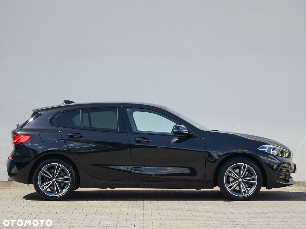 BMW Seria 1 118d Sport Line - 10