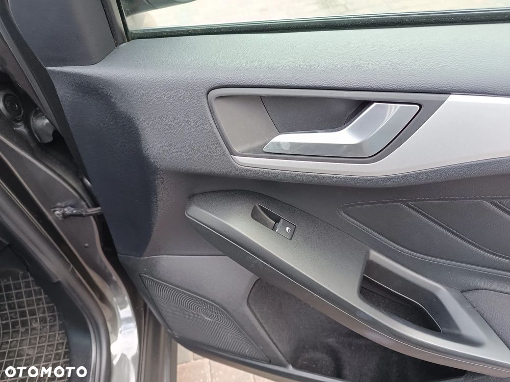 Ford Focus - 7