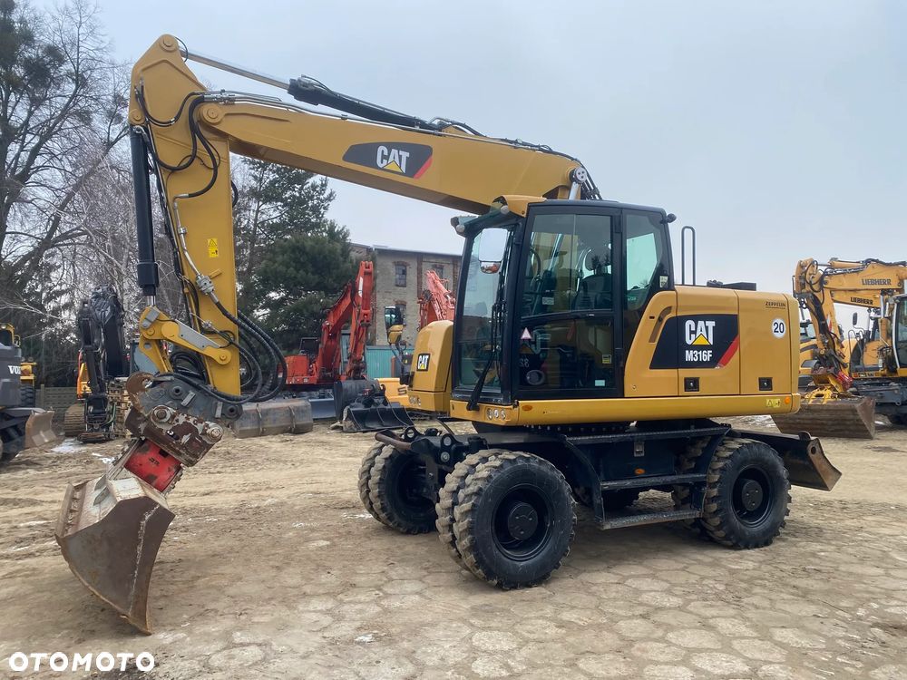Caterpillar CAT M316F, 2017 ROK, 7200 MTH, Z NIEMIEC - 9