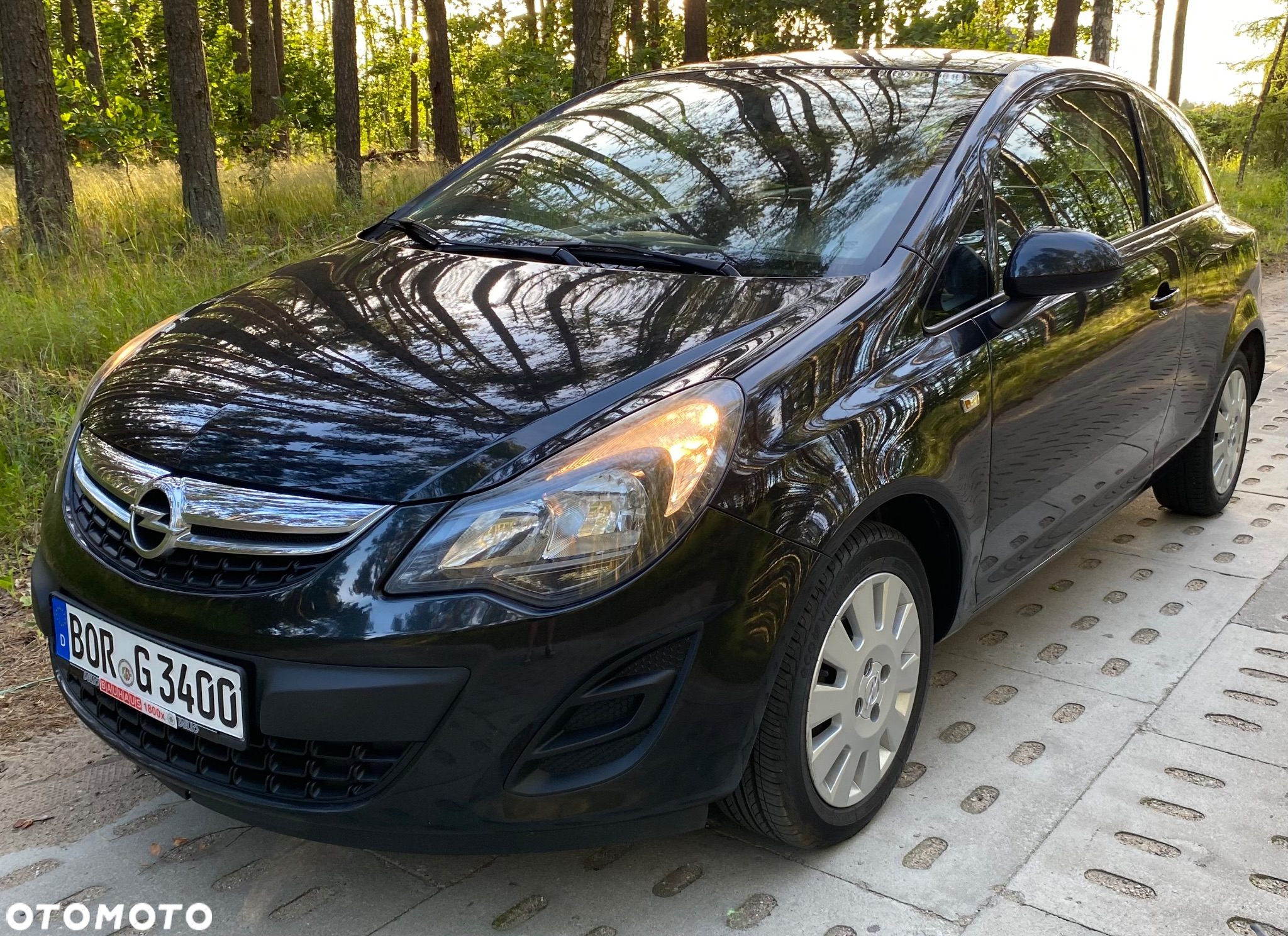Opel Corsa 1.2 16V Color Edition - 2