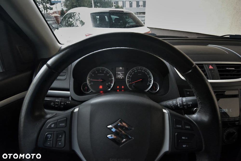 Suzuki Swift - 15