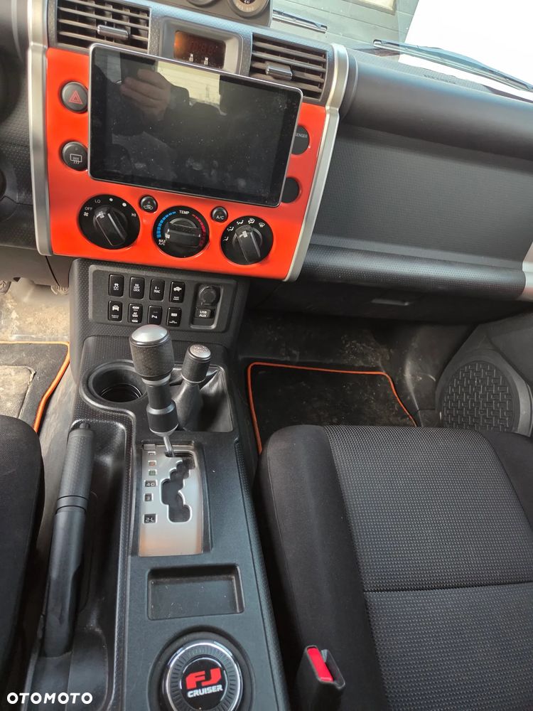 Toyota FJ - 8