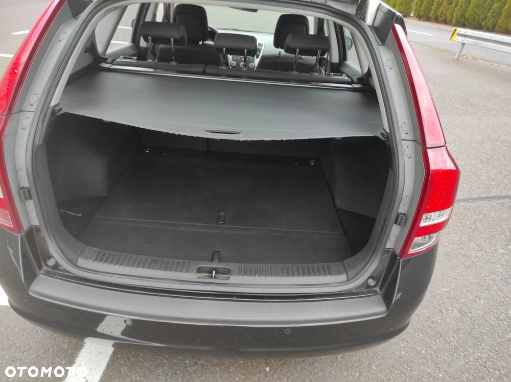 Kia Ceed 1.4 CVVT SW Edition 7 - 9