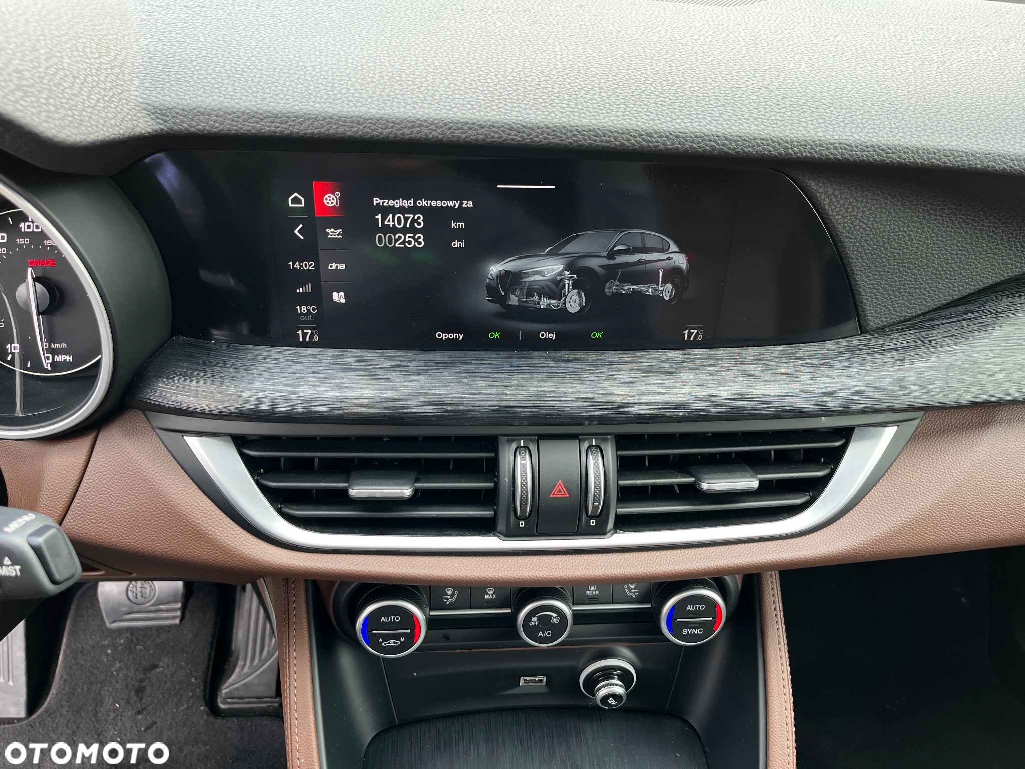 Alfa Romeo Stelvio - 15