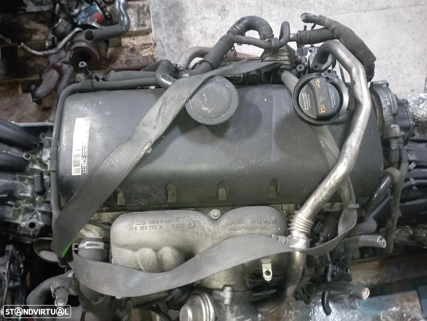 .Motor Completo BAC VW Volkswagen Touareg 2.5 TDi 174cv 10v PD Para Peças - 1
