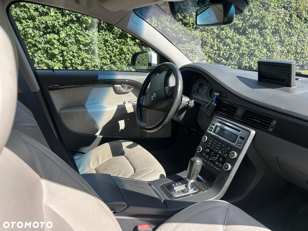 Volvo V70 - 11