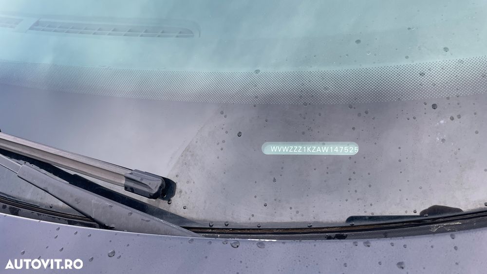 Volkswagen Golf - 22