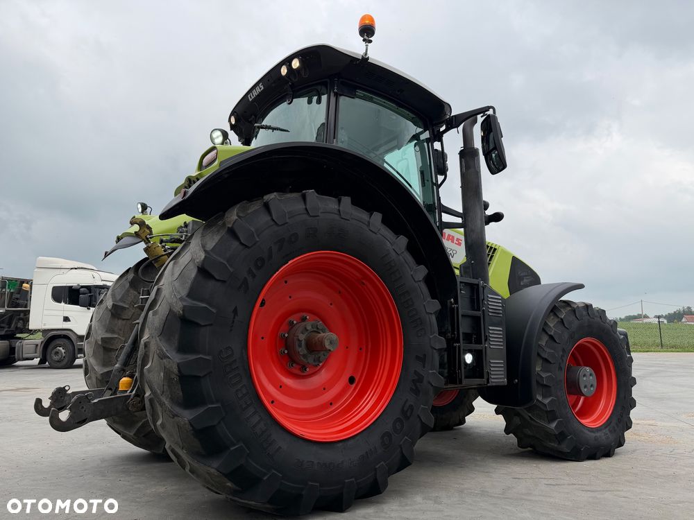 Claas AXION 870 - 7
