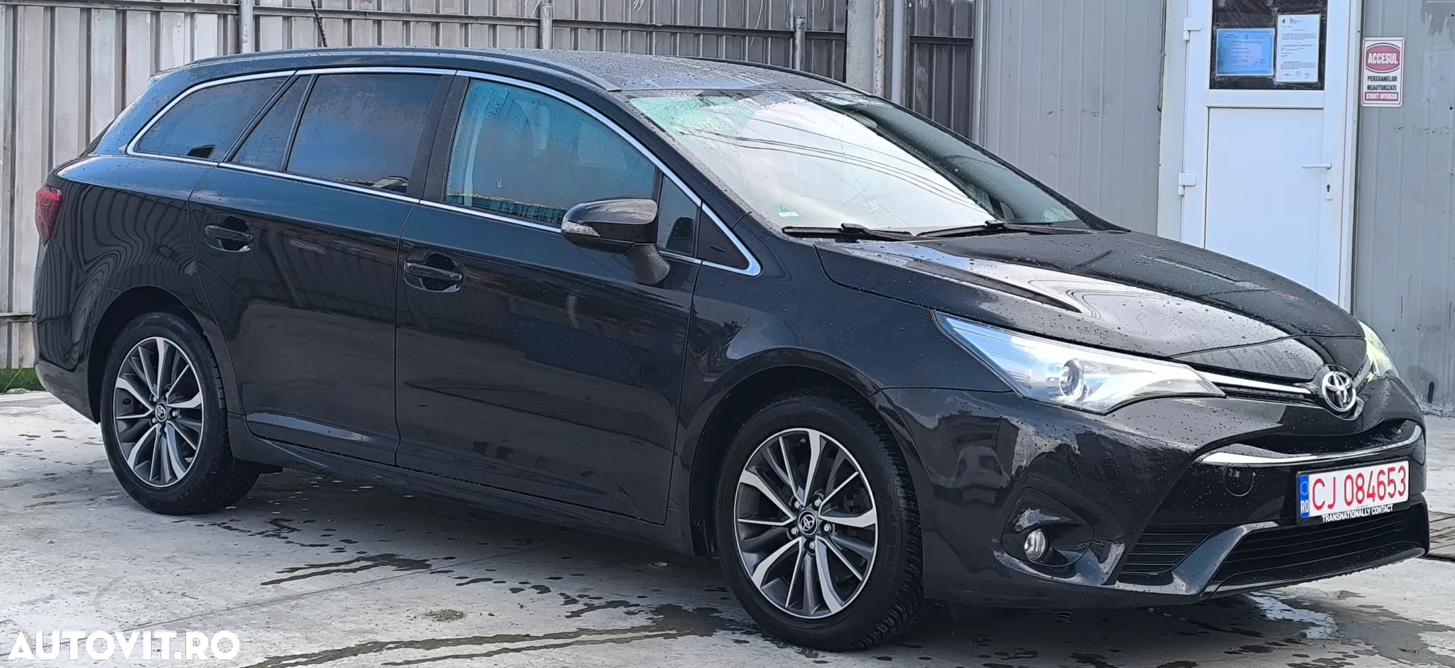 Toyota Avensis Touring Sports 2.0 D-4D Business Edition - 3