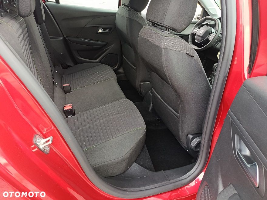 Peugeot 208 - 13
