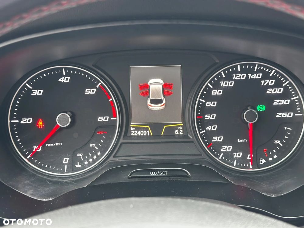 Seat Leon 2.0 TDI DPF Start&Stop DSG FR - 29