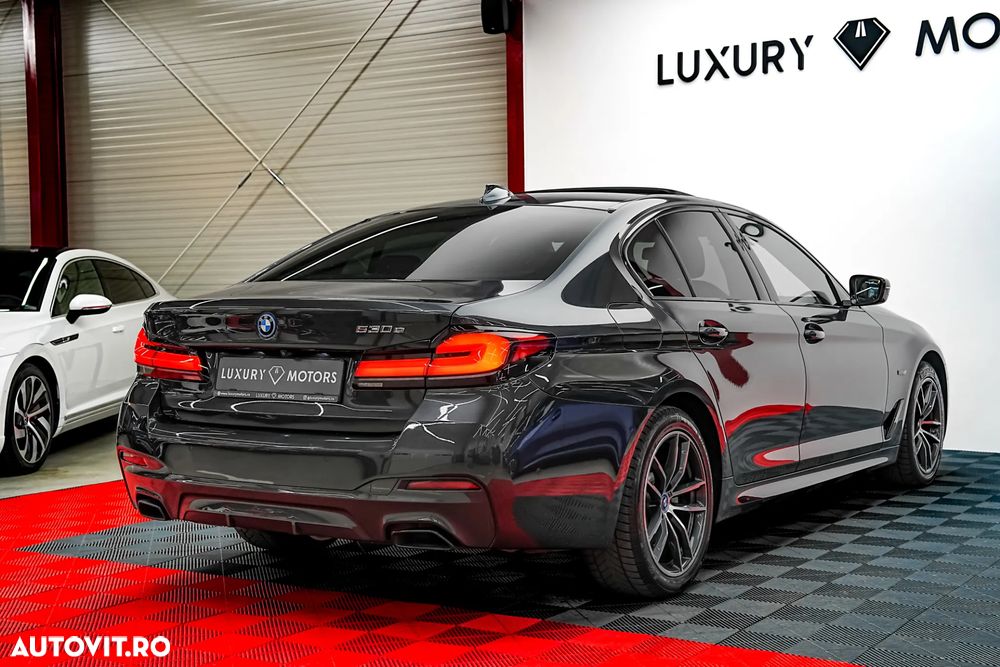 BMW Seria 5 530e Aut. M Sport Edition - 12