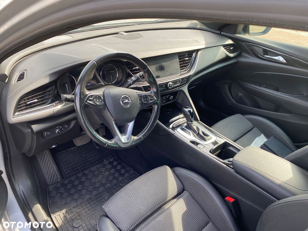 Opel Insignia 2.0 CDTI Elegance S&S - 10