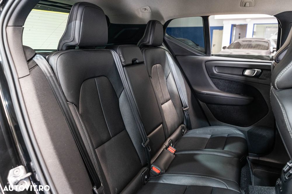 Volvo XC 40 T5 Twin Engine DKG Momentum Pro - 7