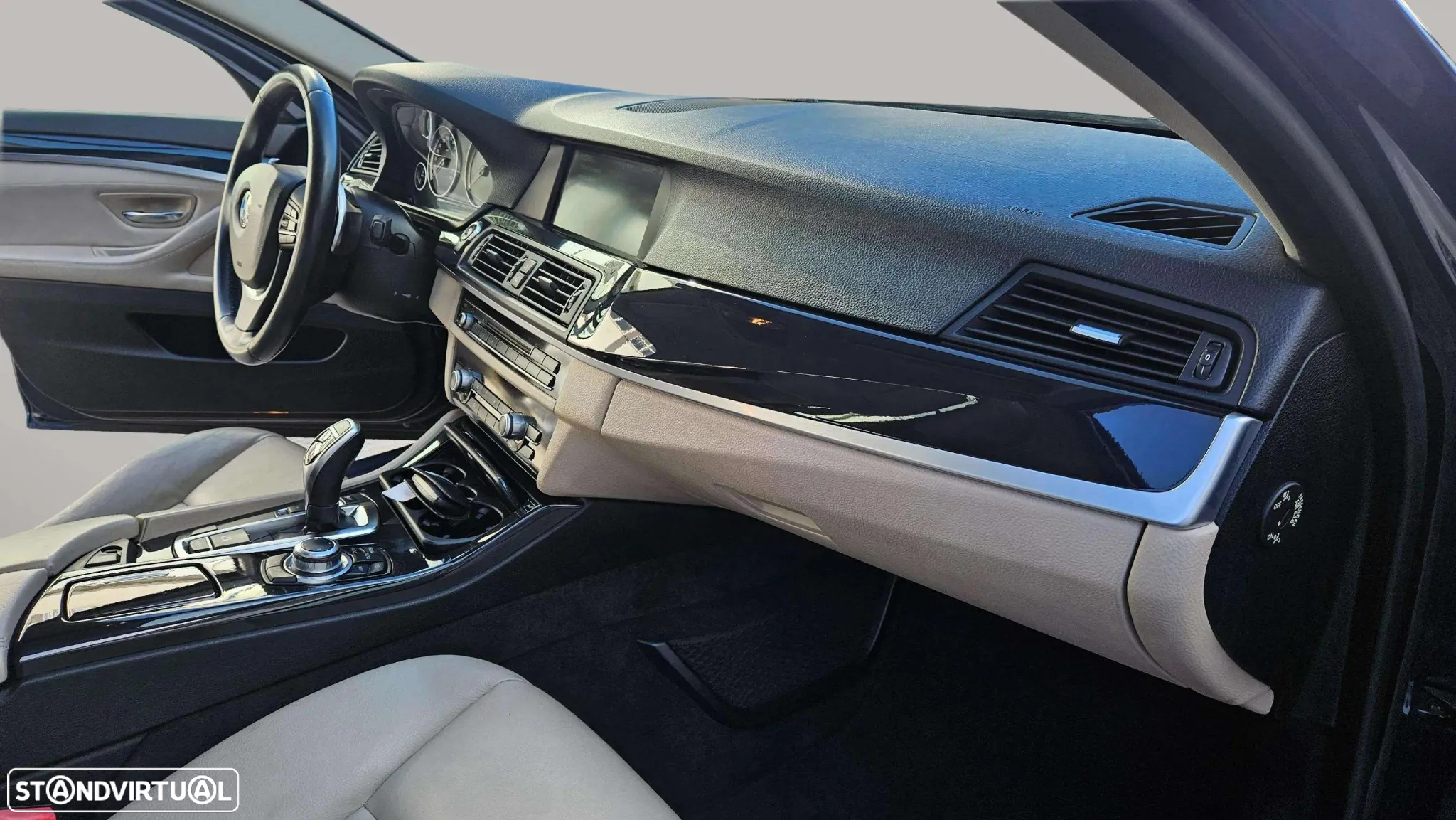 BMW 525 d Exclusive Auto 126g - 14