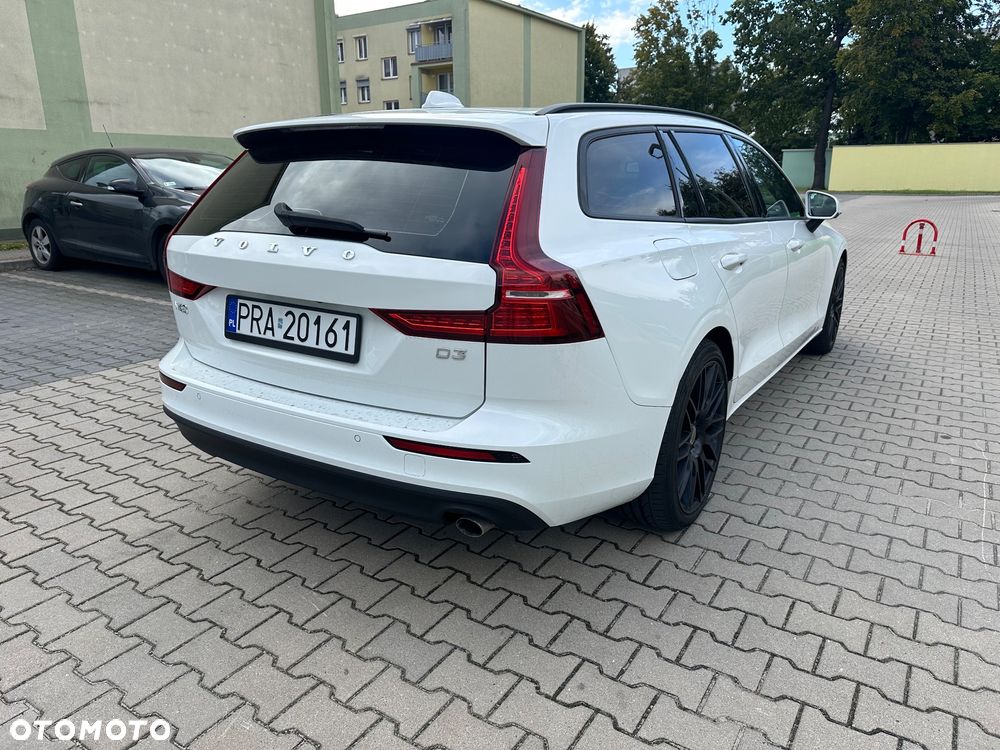 Volvo V60 D3 Momentum - 14