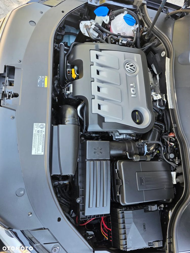 Volkswagen Passat 2.0 TDI Comfortline DSG - 23
