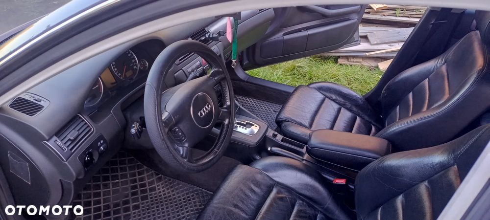Audi A6 - 12