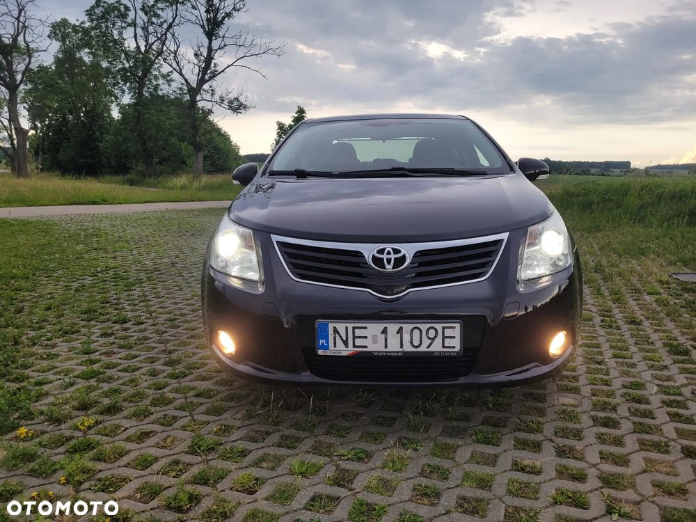 Toyota Avensis 2.0 Prestige NAVI MS - 17