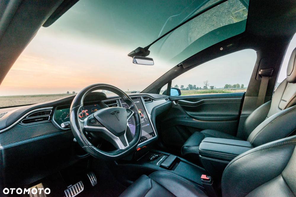 Tesla Model X 90D Allradantrieb - 14