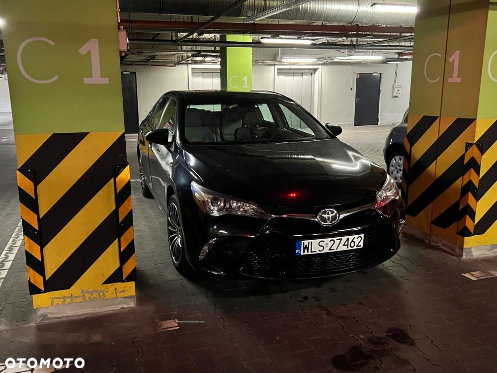 Toyota Camry - 9