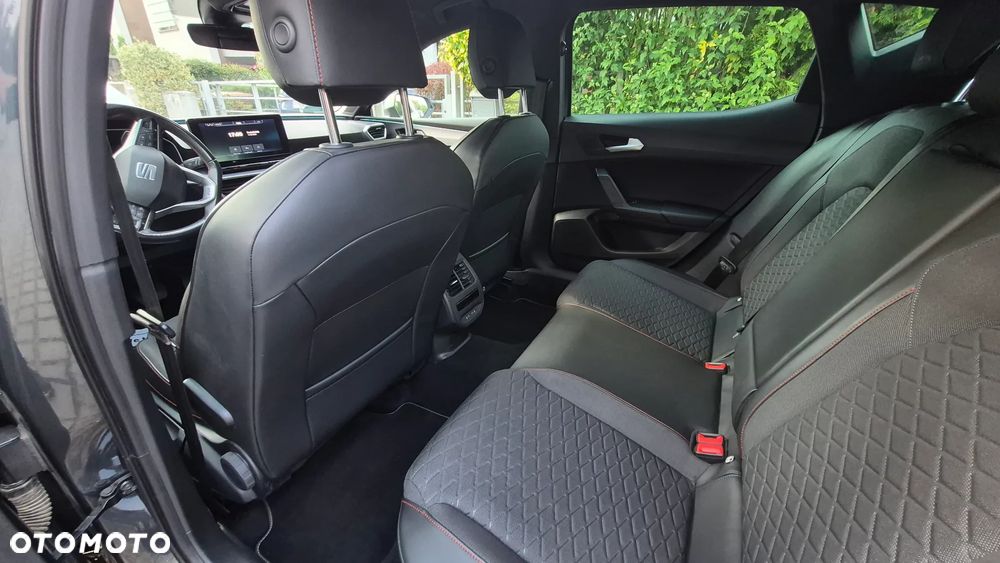 Seat Leon 1.5 eTSI FR DSG - 27