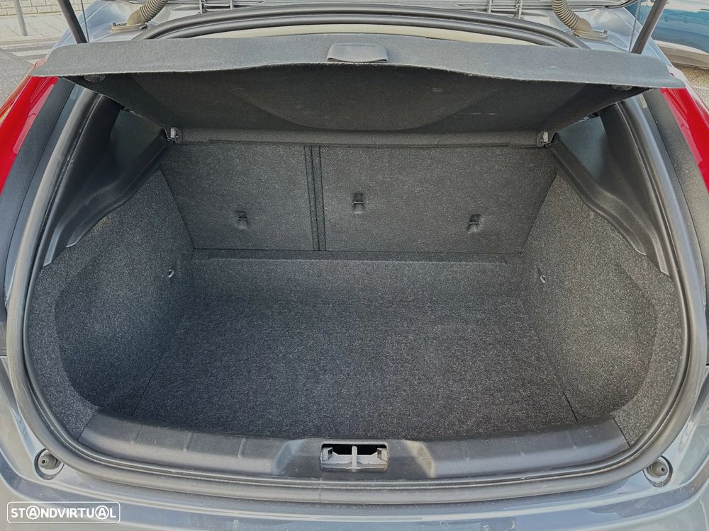 Volvo V40 1.5 T3 Sport Edition Geartronic - 14