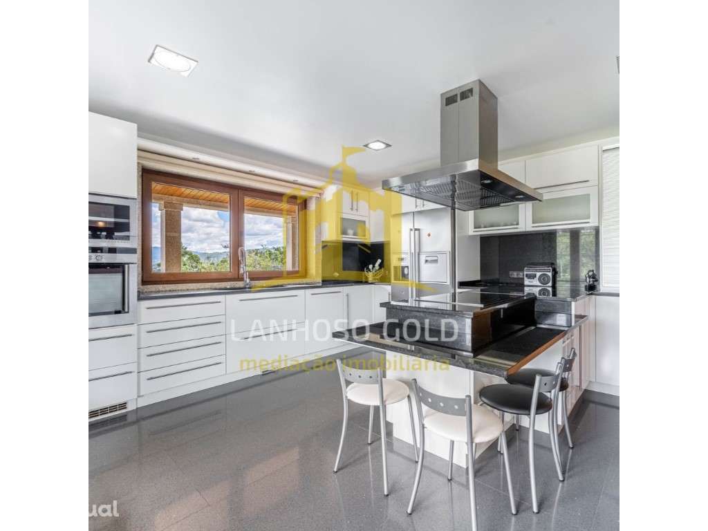 Moradia de Luxo em S. Martinho, Póvoa de Lanhoso - Grande imagem: 2/38