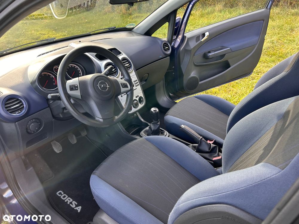 Opel Corsa 1.2 16V - 18