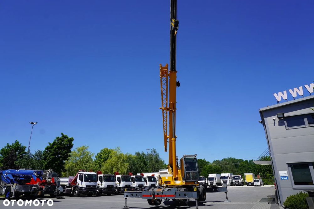 Sennebogen 630 Dźwig terenowo-szosowy / Zasięg 30 m / Udźwig 30 t / 4 szt - 24