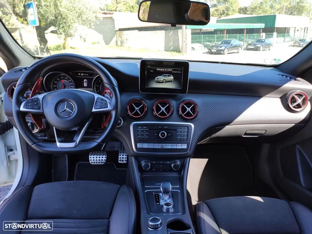 Mercedes-Benz A 45 AMG 4-Matic - 16