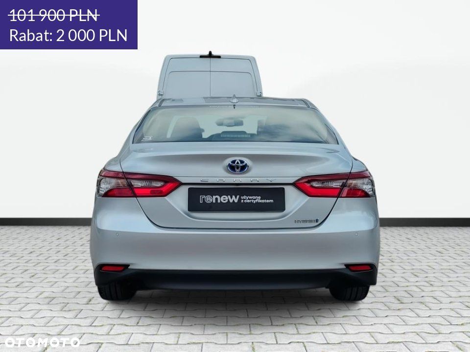 Toyota Camry - 6