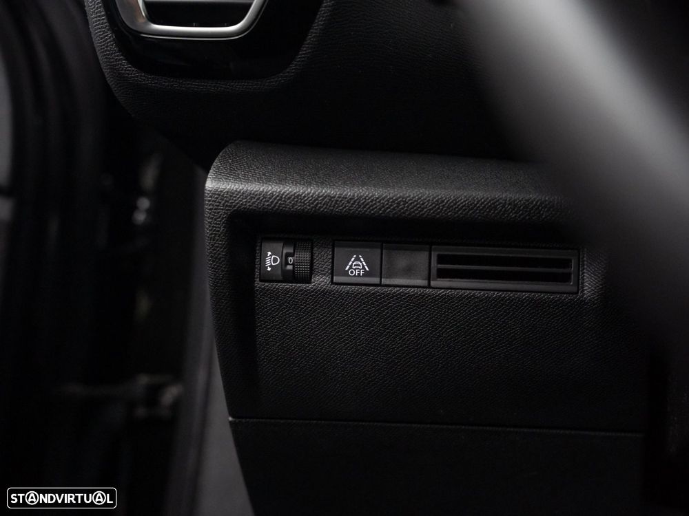 Citroën C4 1.2 PureTech Feel Pack — fotografia 17