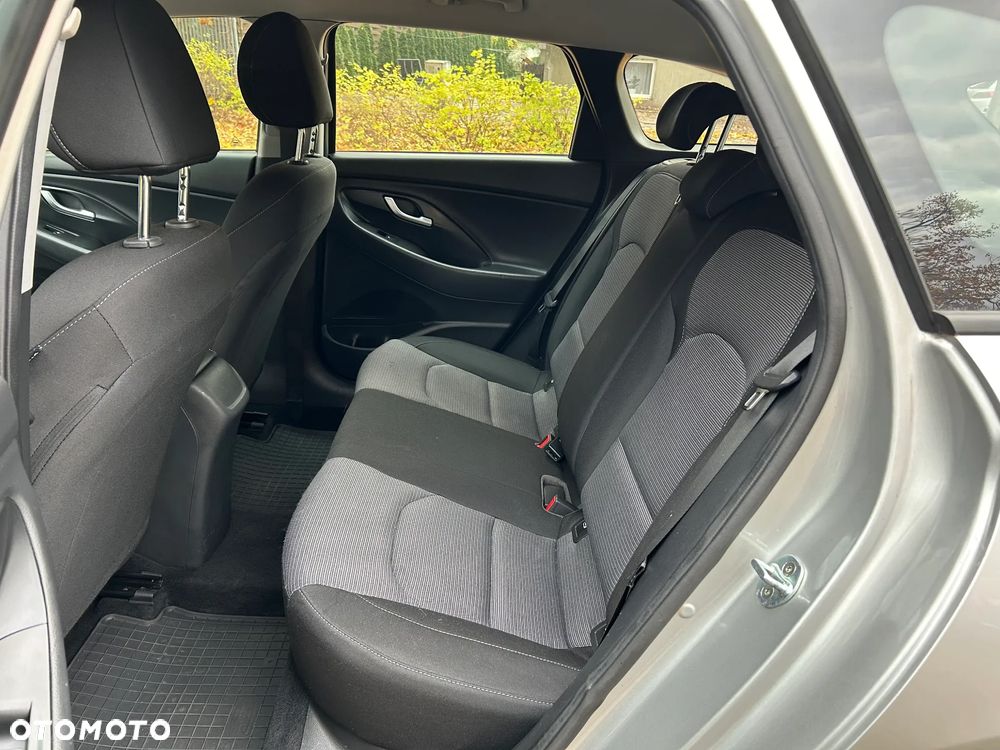 Hyundai i30 1.4 Comfort - 23