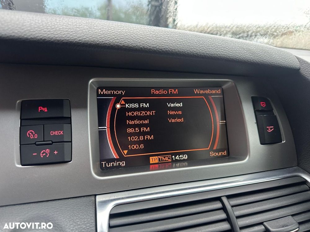 Audi Q7 - 12