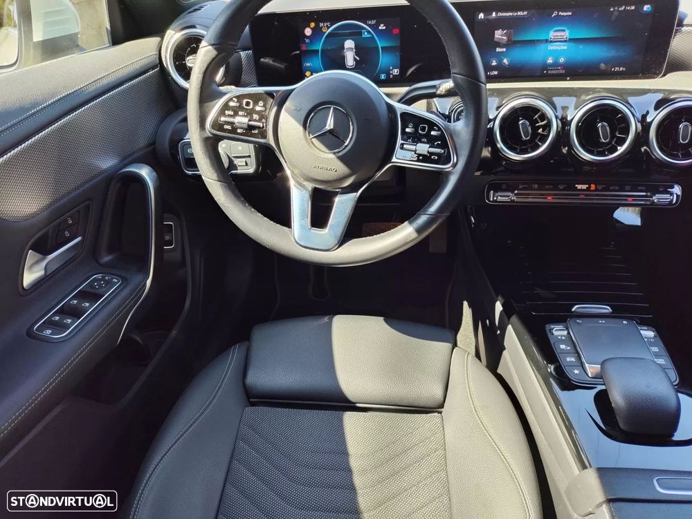 Mercedes-Benz CLA 180 d Shooting Brake 8G-DCT Progressive - 14