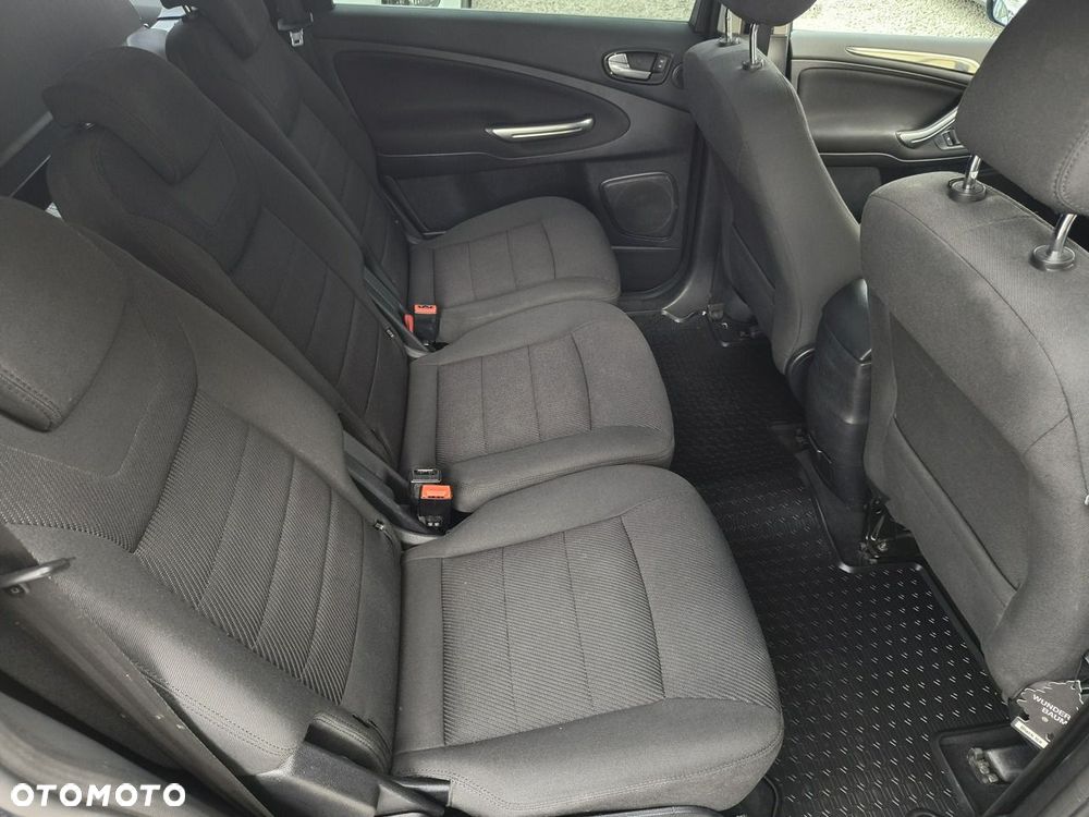 Ford S-Max 2.0 TDCi DPF Titanium X - 16