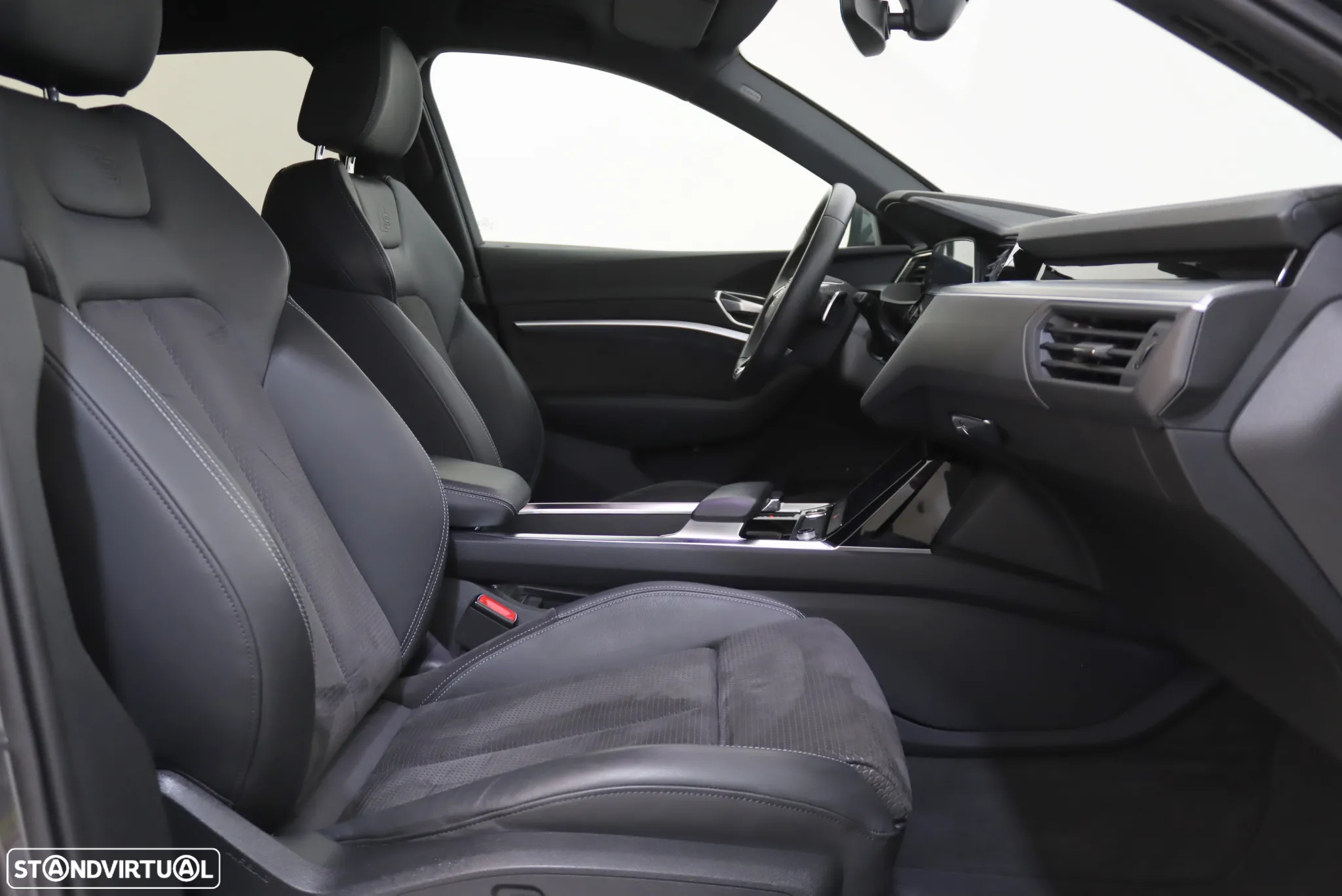 Audi e-tron 55 quattro S line - 5