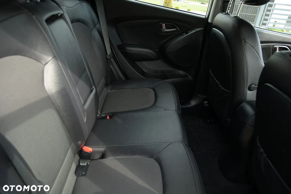 Hyundai ix35 1.6 2WD Fifa World Cup Edition - 20