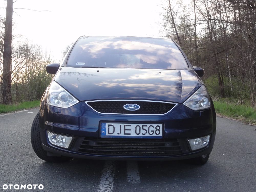 Ford Galaxy 2.0 TDCi Ghia - 8