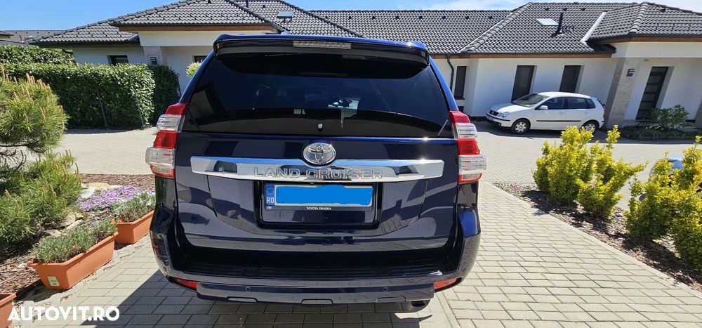 Toyota Land Cruiser 3.0l Turbo D-4D Aut. AVS 7 Locuri Luxury - 6