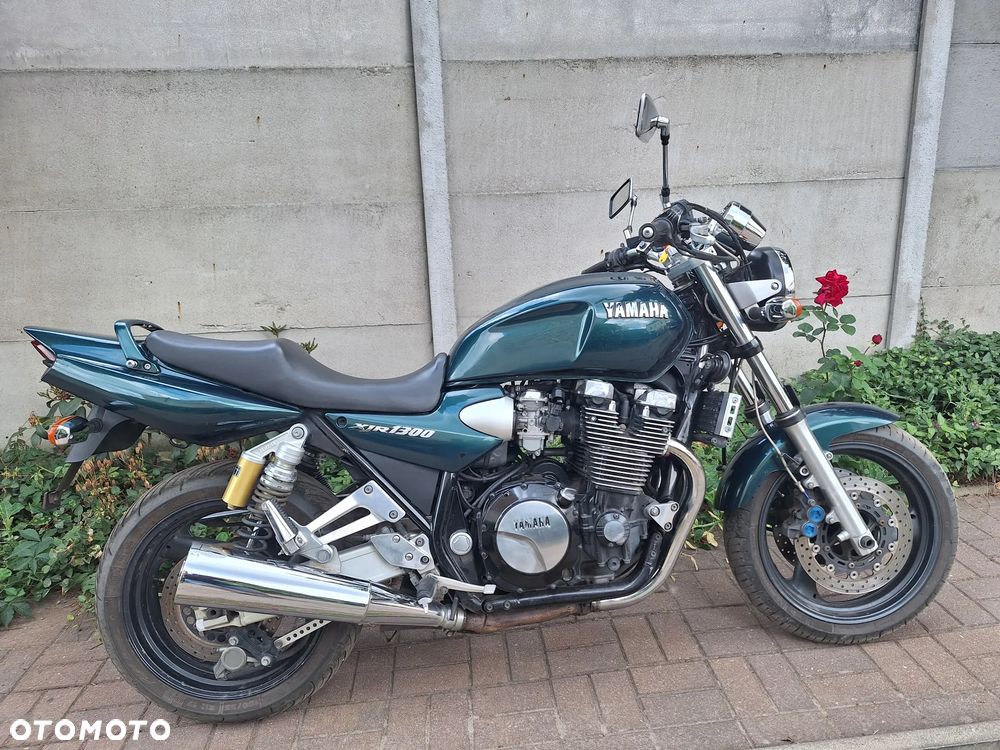 Yamaha XJR - 2