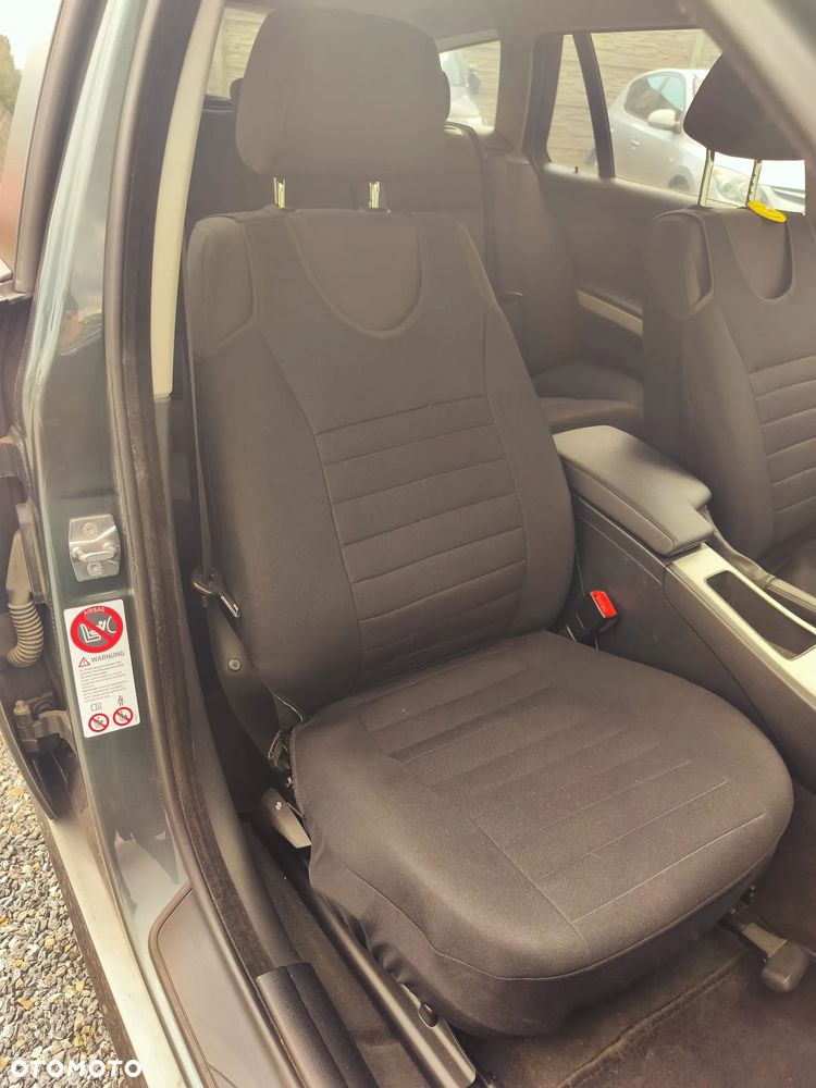 BMW Seria 3 318i - 16