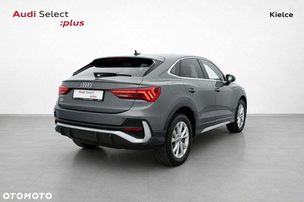 Audi Q3 Sportback - 4