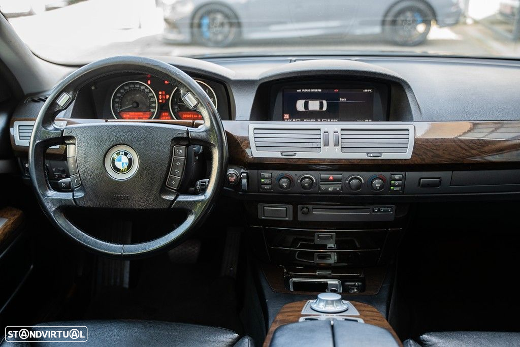 BMW 745 i LA - 39