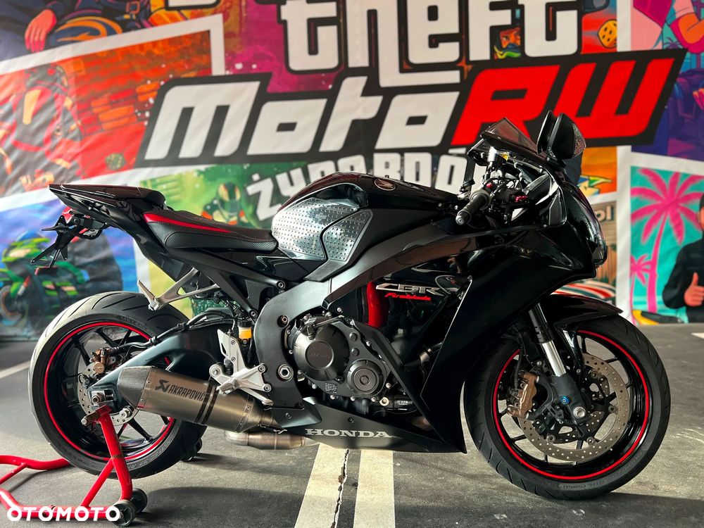 Honda CBR - 4
