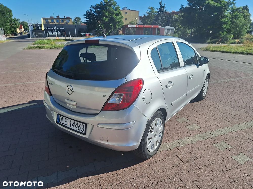 Opel Corsa 1.2 16V - 5