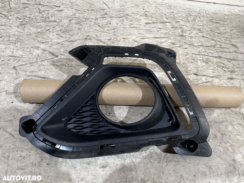 Grila proiector stanga bara fata, Hyundai i10, 2013, 2014, 2015, 2016, 86527-B9010. - 2