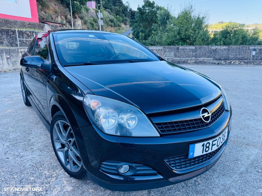 Opel Astra GTC 1.7 CDTI - 4